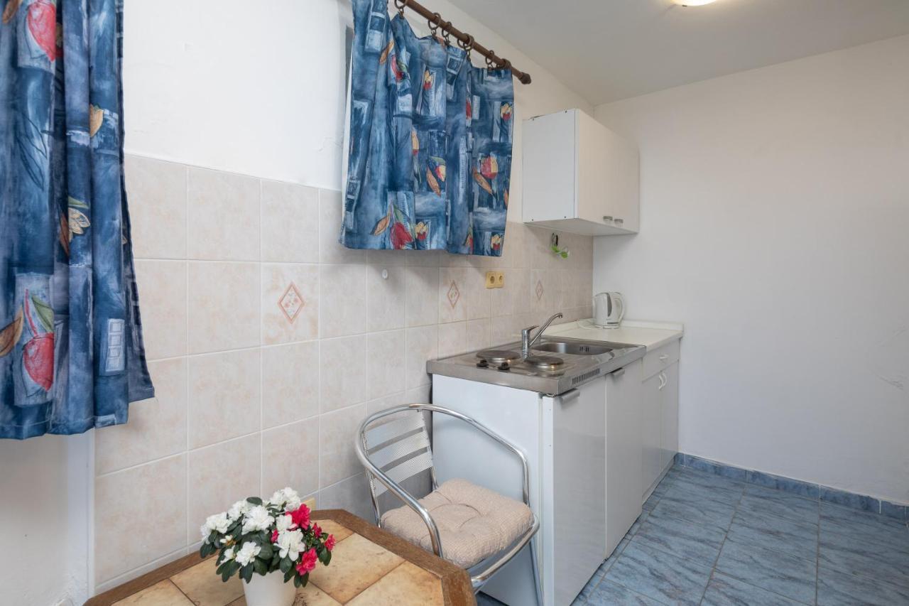 Beach Apartments "Bili Cvitak" Duće المظهر الخارجي الصورة