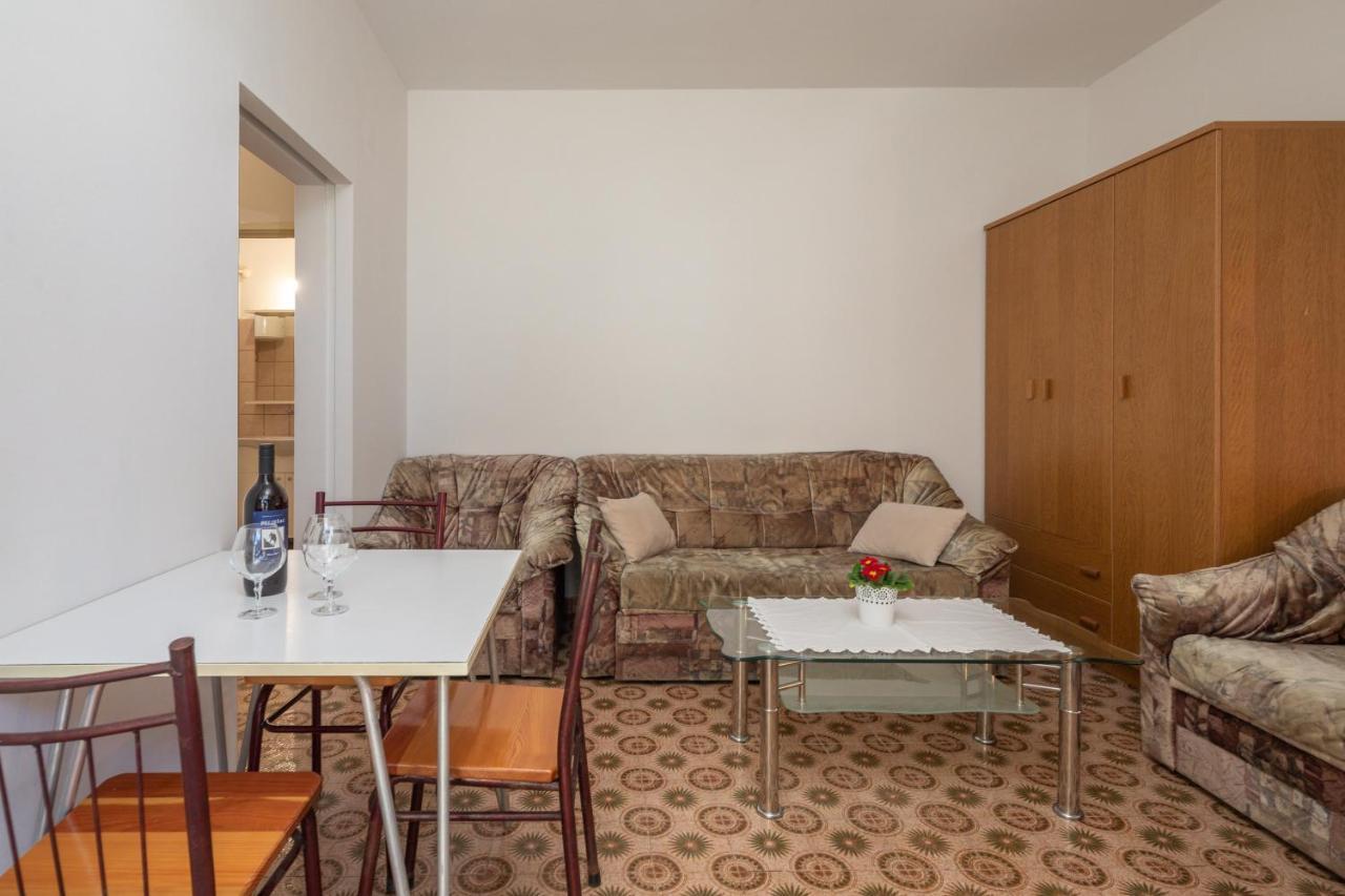 Beach Apartments "Bili Cvitak" Duće المظهر الخارجي الصورة